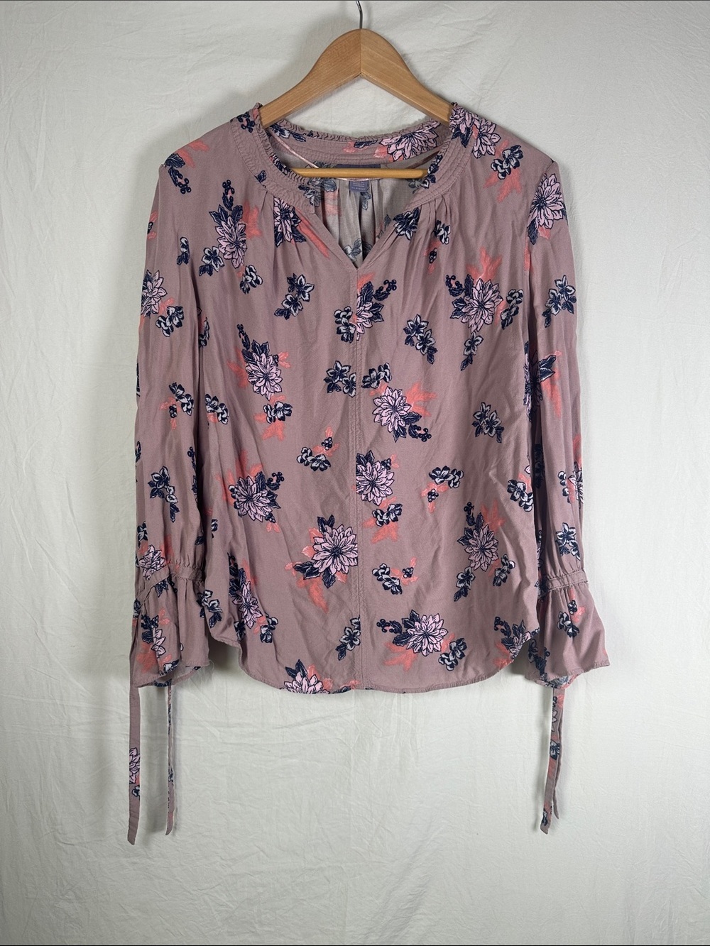 Laura Scott Mauve Floral Tie-Cuff Split Neck Blouse